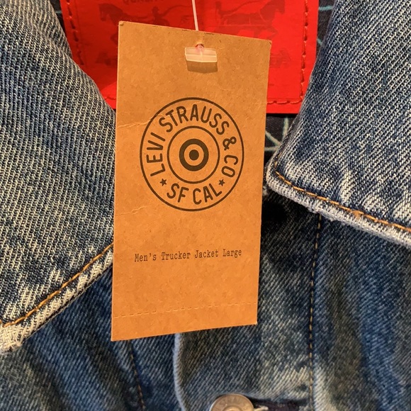 Levi’s Jean Jacket - Picture 6 of 6